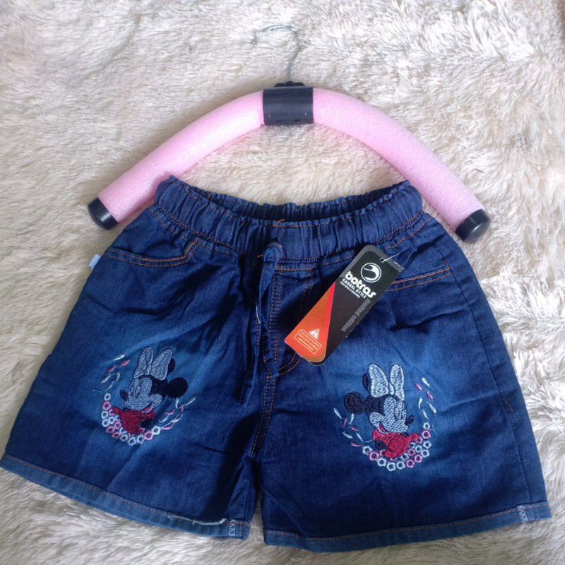 CELANA HOTPANTS JEANS PENDEK ANAK:6--7 THN