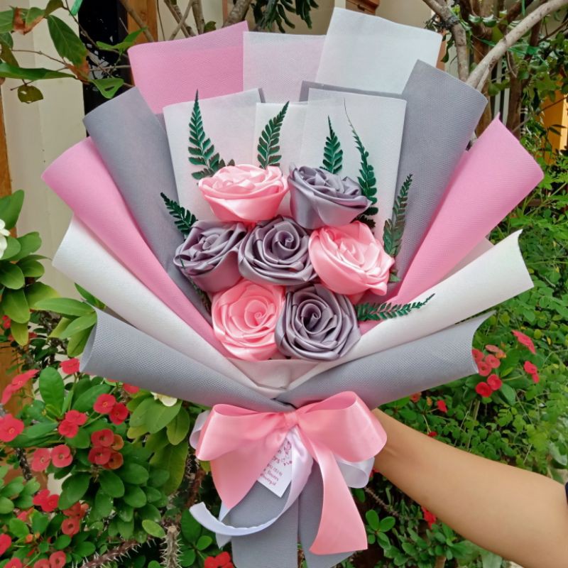 BUKET BUNGA SATIN/BUKET BUNGA WISUDA/BUKET BUNGA PITA SATIN/BUKET WISUDA