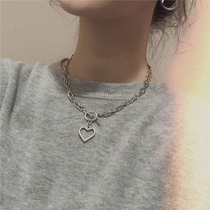 Korea Ins Love Pendant Thick Chain Necklace for Women Hollow Clavicle Chain Fashion Jewelry