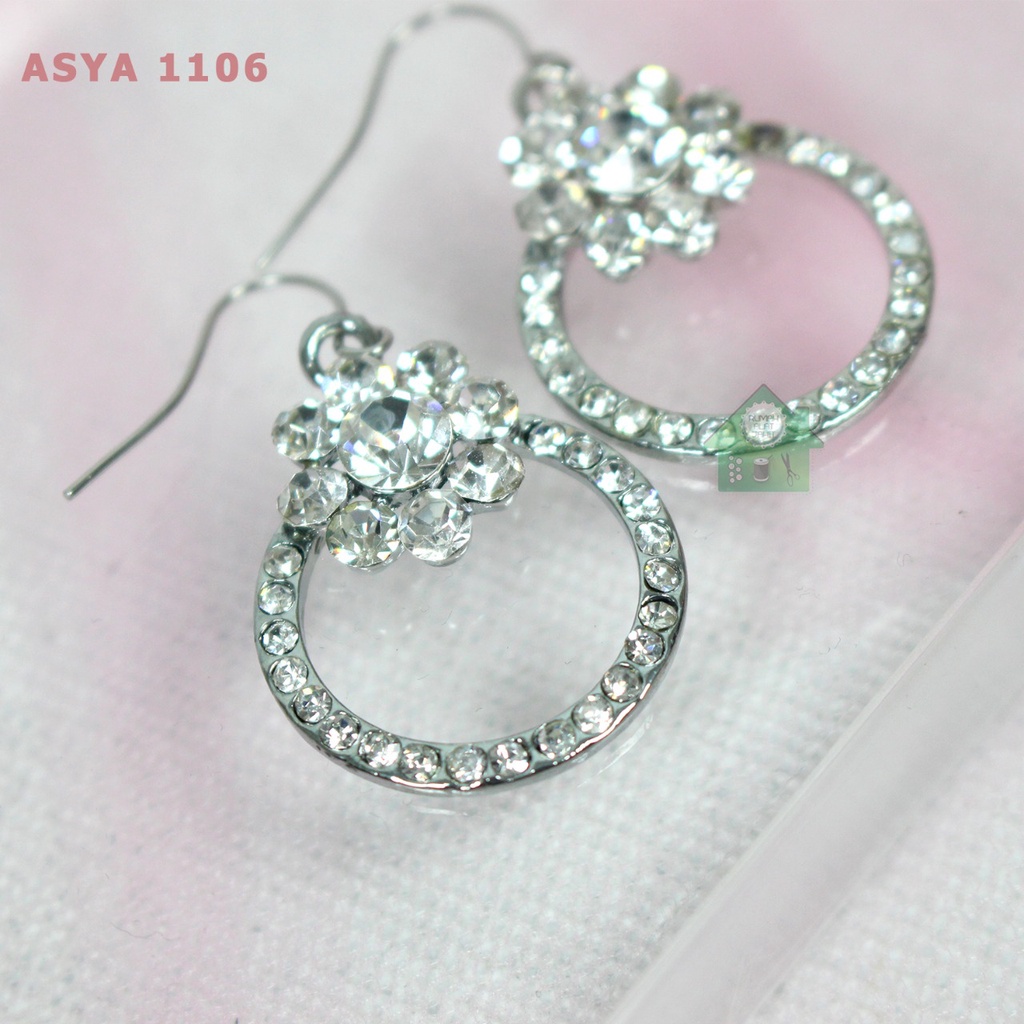 Anting Kait Wanita Bulat Motif Bunga Permata 1106