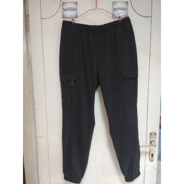 Celana Outdoor Cargo Hitam PL Thrift Preloved