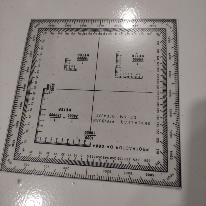 

Promo Douglas Protactor / Penggaris Protactor Navigasi Kompas Bergaransi