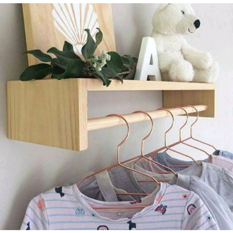 Rak Dinding Kayu minimalis Plus Gantungan Baju