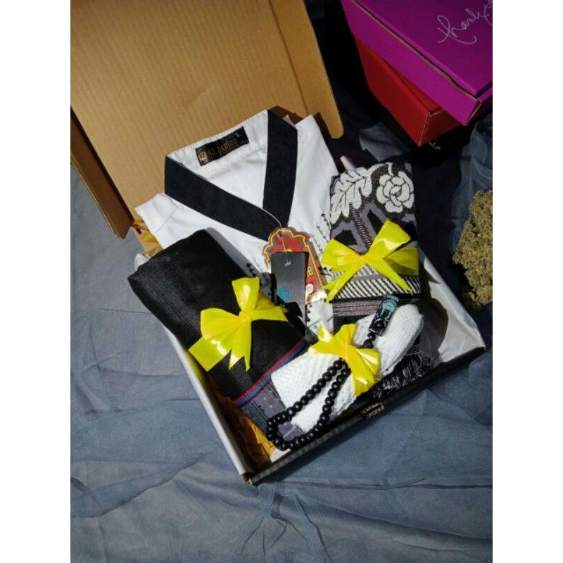 

gift box hampers ibadah jum'atan