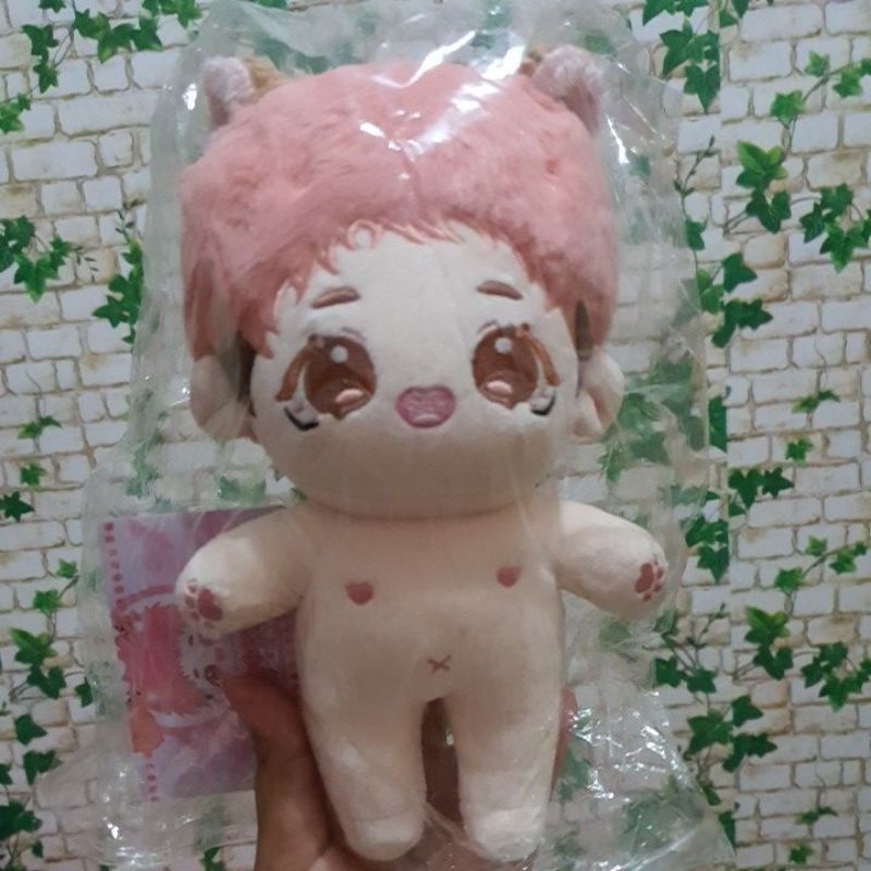 Yuuji peach doll