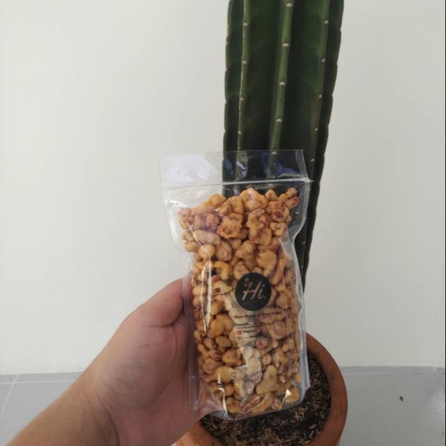 

Kacang Telur Gurih