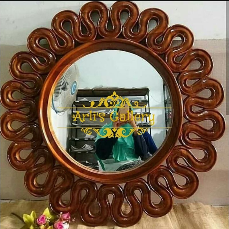pigura cermin dinding kayu jati furniture jepara