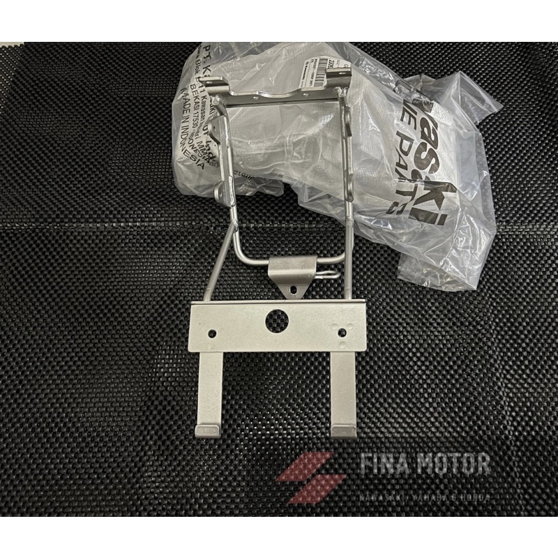 BREKET PANGKON LAMPU KAWASAKI NINJA SS ORIGINAL BARU