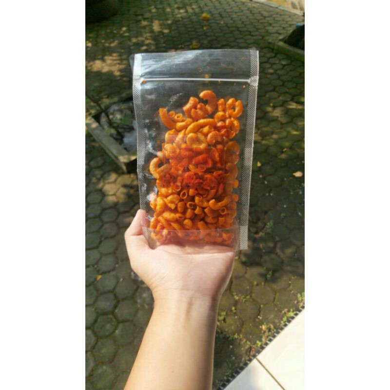 

CEMILAN MAKARONI PEDES KERENYES 75gr SATUAN / GROSIR - GOLDENKINGS