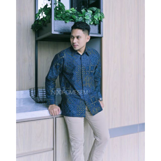 BAJU PREMIUM KEKINIAN baju batik pria lengan panjang modern S M L XL XXL BAJU PREMIUM BSO OFFICIAL