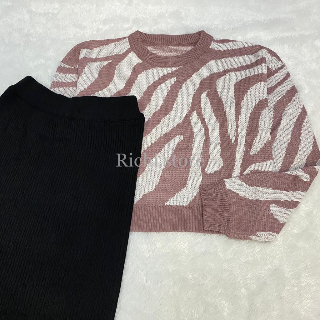 ONE SET RAJUT ROK ZEBRA