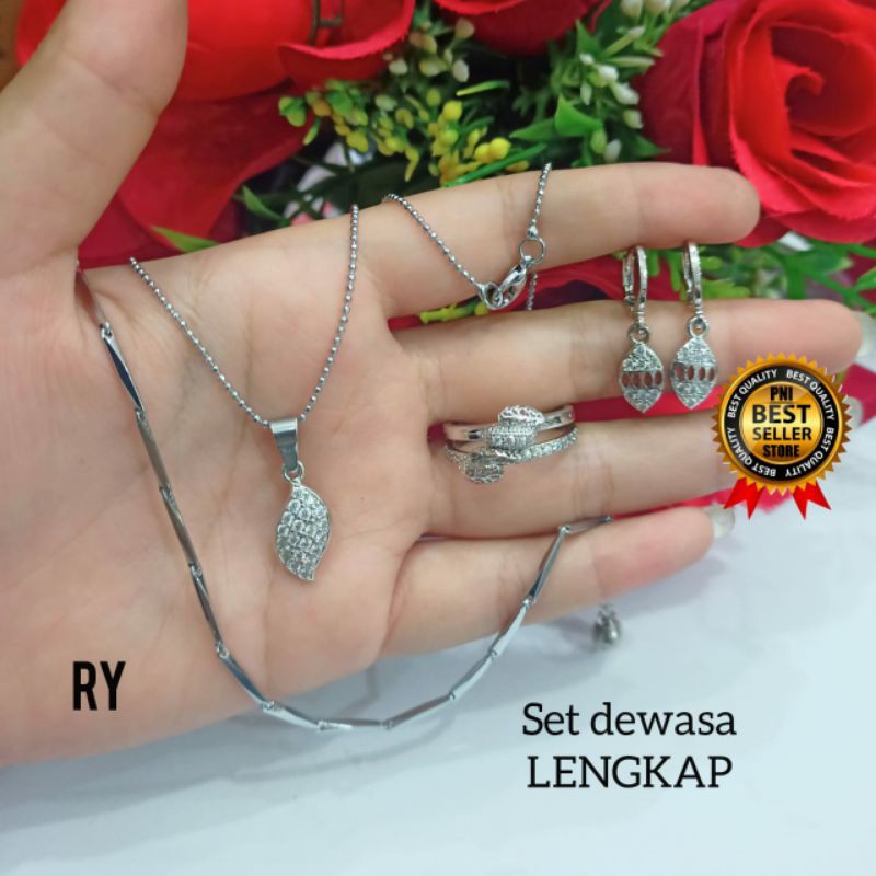 Fourfashion Set Perhiasan Wanita Lapis Emas Putih PD022