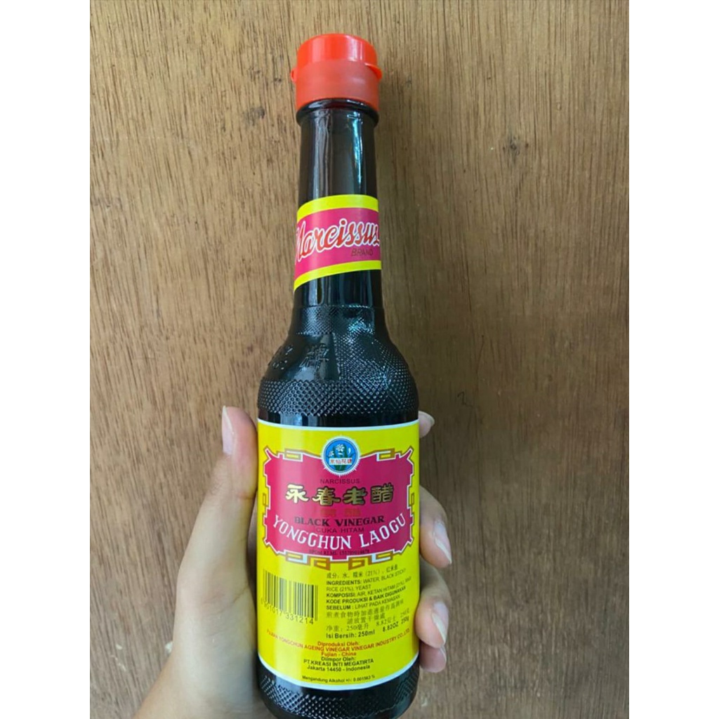 

cuka hitam yong chun lao cu 永春老醋 250ml