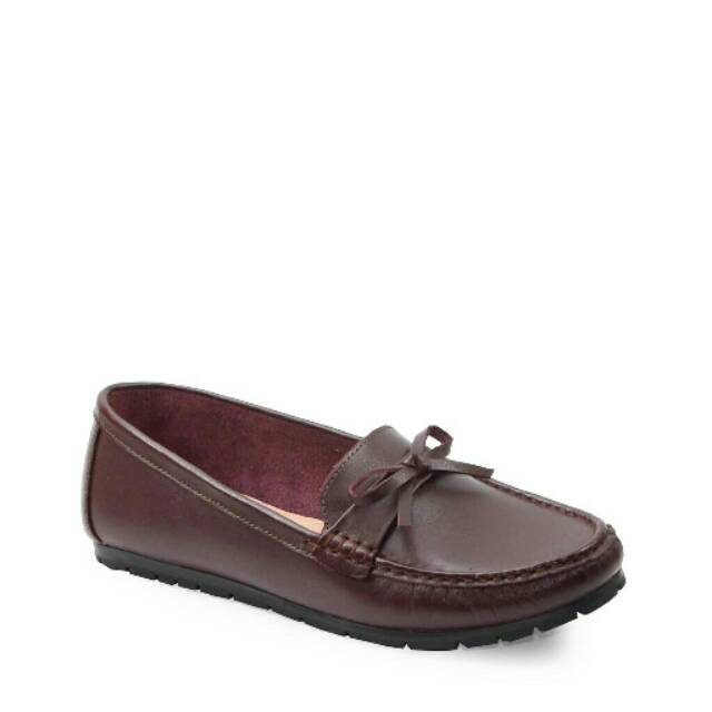 Sensitive sepatu kulit tesa maroon tua