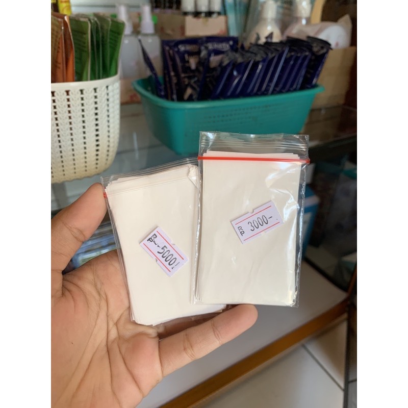 

KERTAS GEL HUT MAN