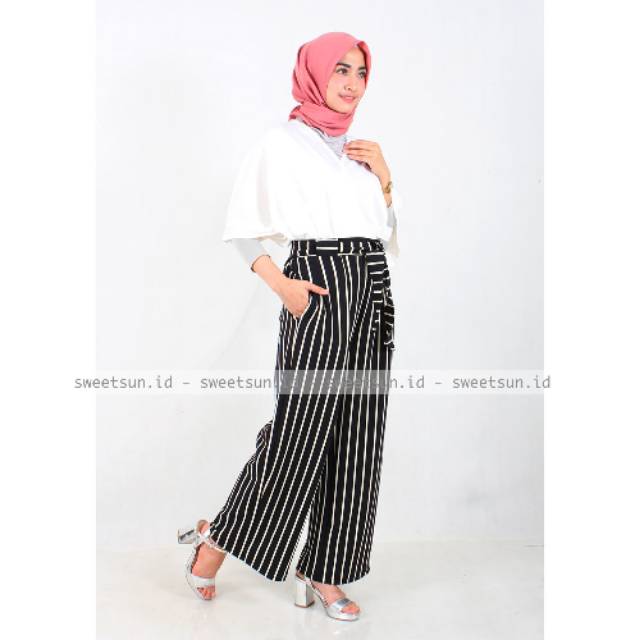 Baju Atasan Yang Cocok Untuk Celana Kulot Garis Tips Baju Atasan Yang Cocok Untuk Celana Kulot Garis Tips