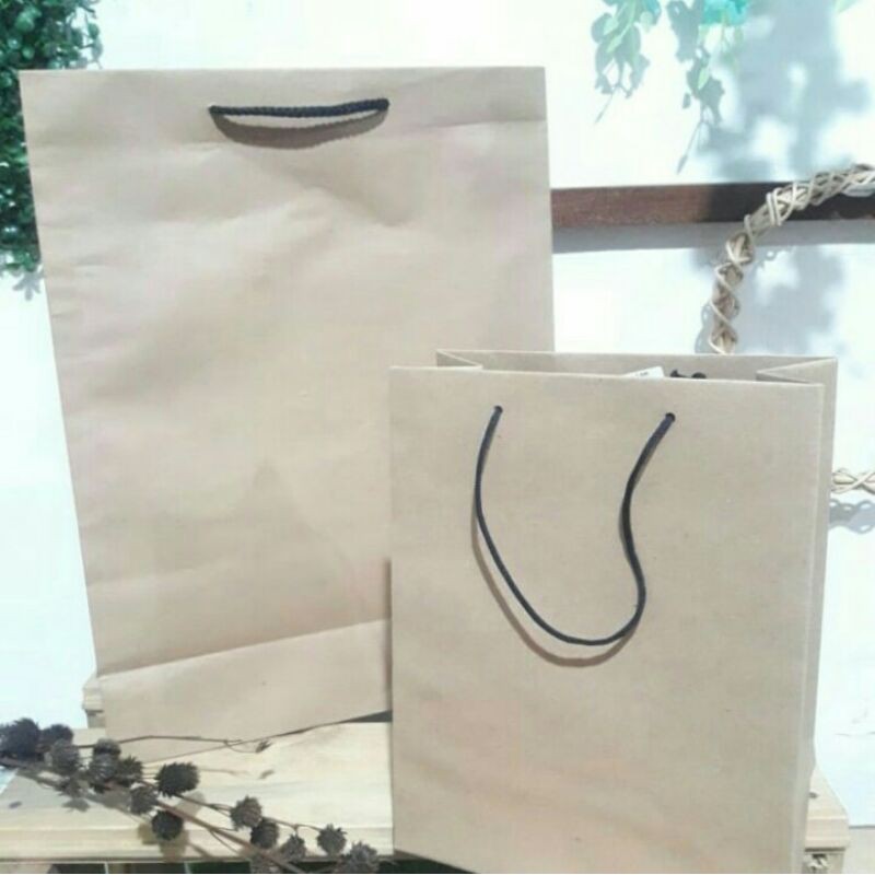

Paperbag Coklat Polos Ukuran Sedang