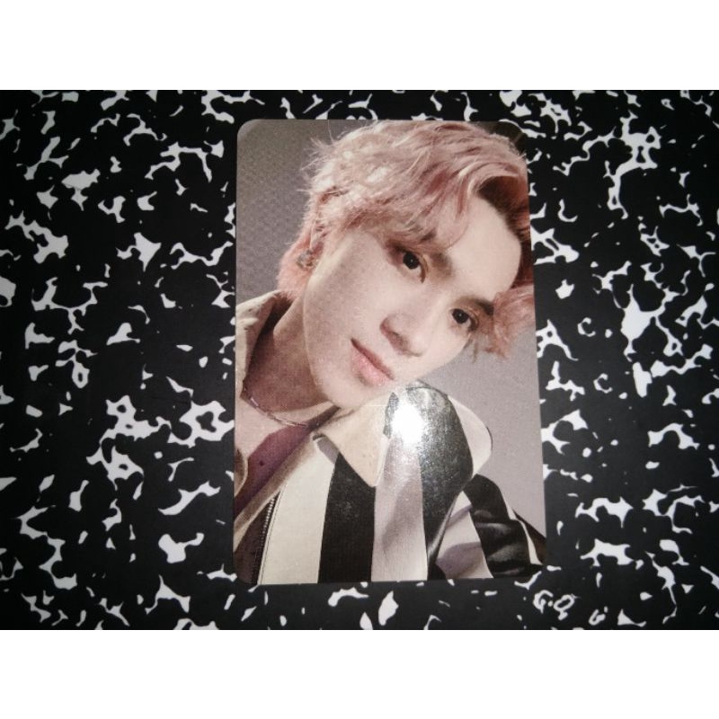 pc hendery kick back stranger ver