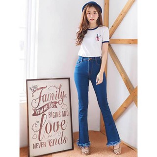 Celana Jeans Wanita Highwaist Cutbray Fringed Punny Jeans Celana Jeans Wanita Highwaist Cutbray Fringed Punny Jeans