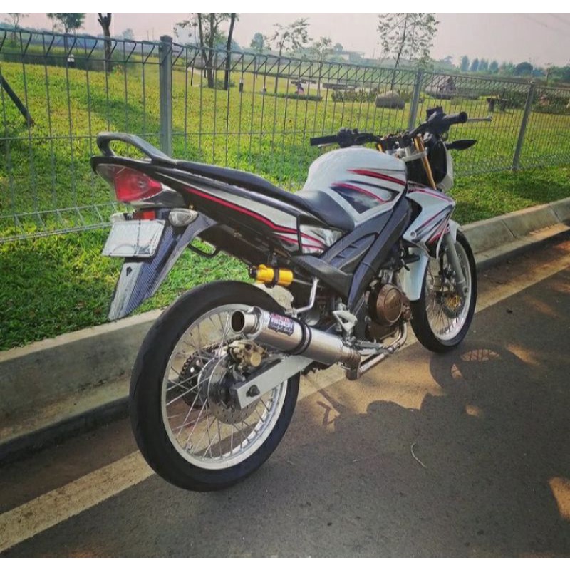 Striping lis sticker standar ori Yamaha vixion 2012 putih Striping Vixion lama 2012 Vixion Old 2012
