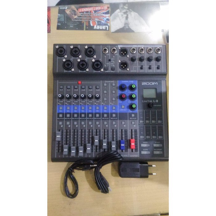 Mixer Zoom LiveTrak L8 New