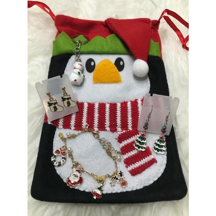 

Premium Product!!! Paket A Hampers Natal Hadiah Bingkisan Christmas Souvenir Pouch Anting - Paling Dicari