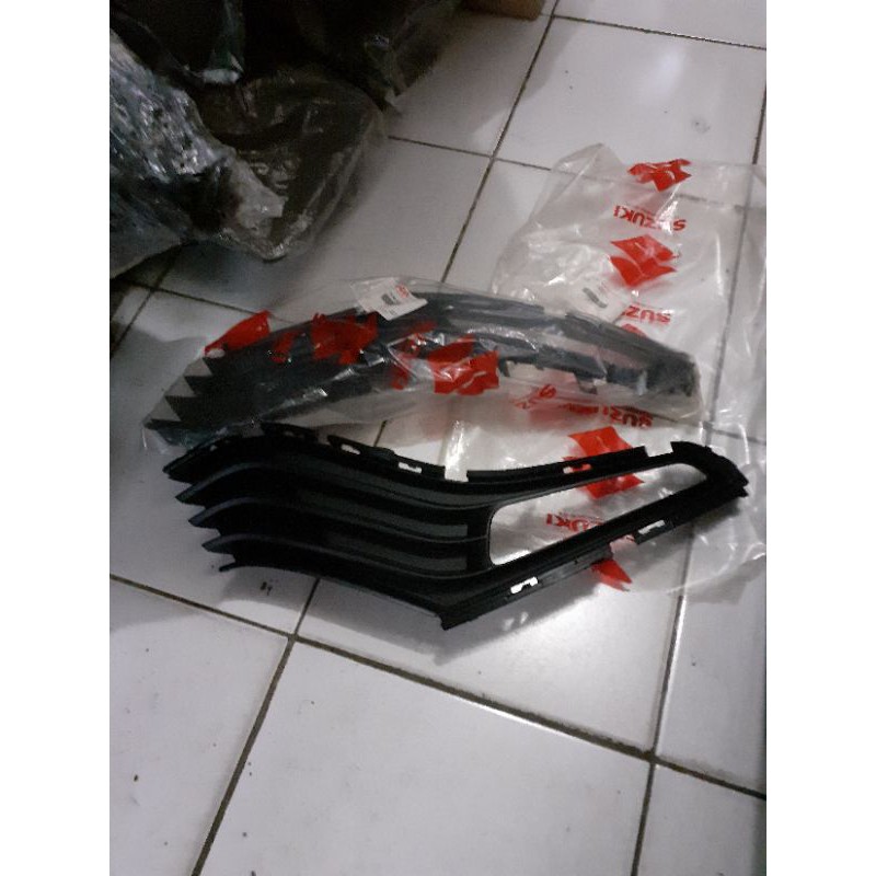 cover foglamp led ertiga dreza ori sgp