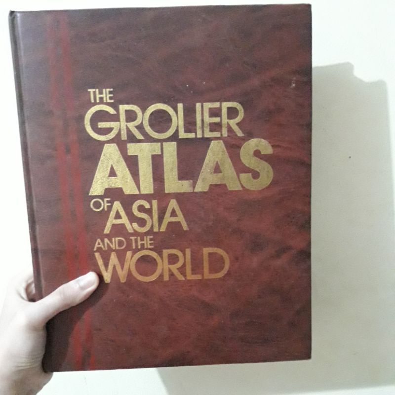[PRELOVED] THE GROLIER ATLAS OF ASIA AND THE WORLD