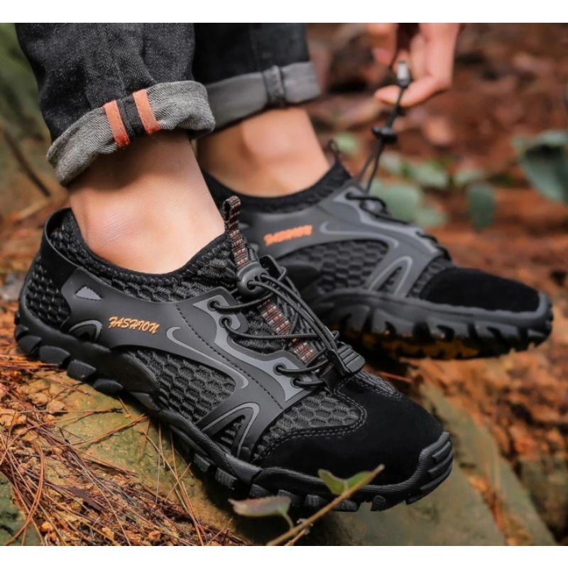 Sepatu Outdoor Hiking Diving Shoes Sepatu Sepeda Gowes Sepatu Pantai Hitam