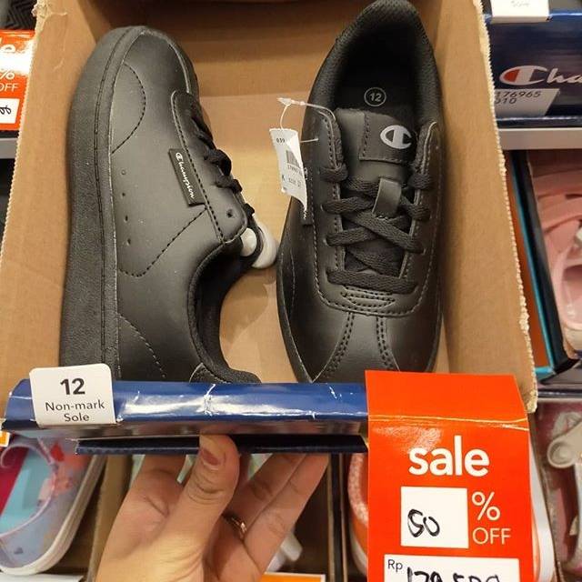 Payless sepatu anak sale up to 70% Champion