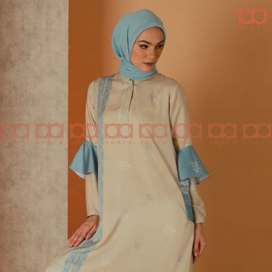 NAULI OUTFIT SET SIBOLGA DRESS-SAND