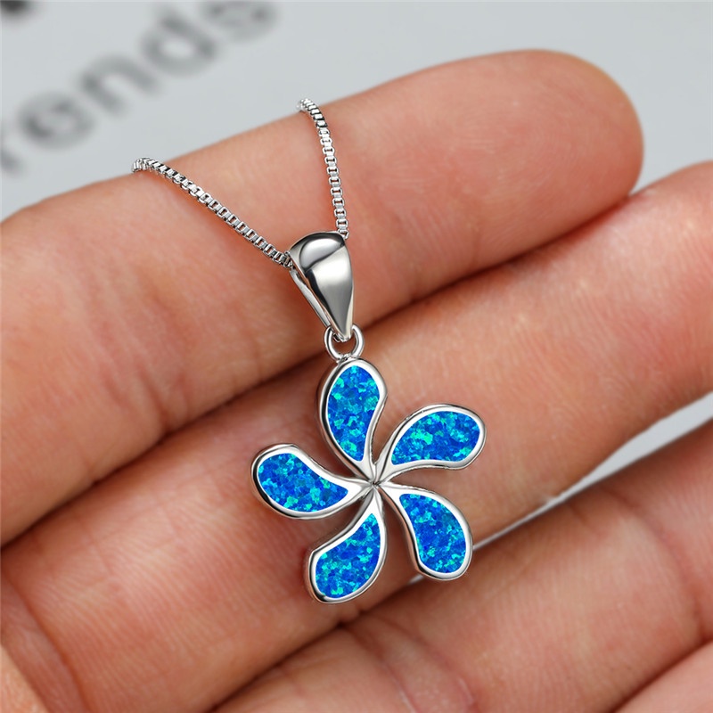 Kalung Rantai platinum Dengan Liontin Bunga opal Gaya pastoral oriental Untuk Wanita