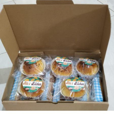 

Aneka Roti Manis Kemasan Box isi 11pcs