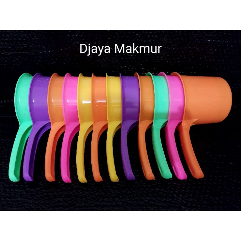 Gayung Mandi Warna Polos Gayung Air Besar Tebal Serbaguna