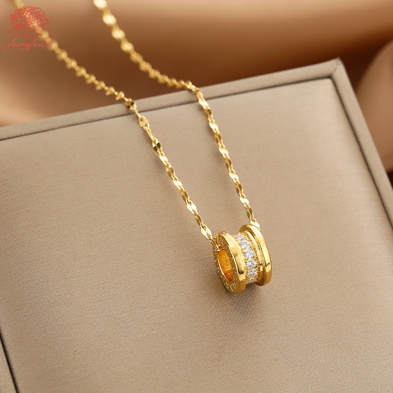 Kalung Liontin Berlian 18K Gold Plated Bahan Titanium Steel Untuk Wanita