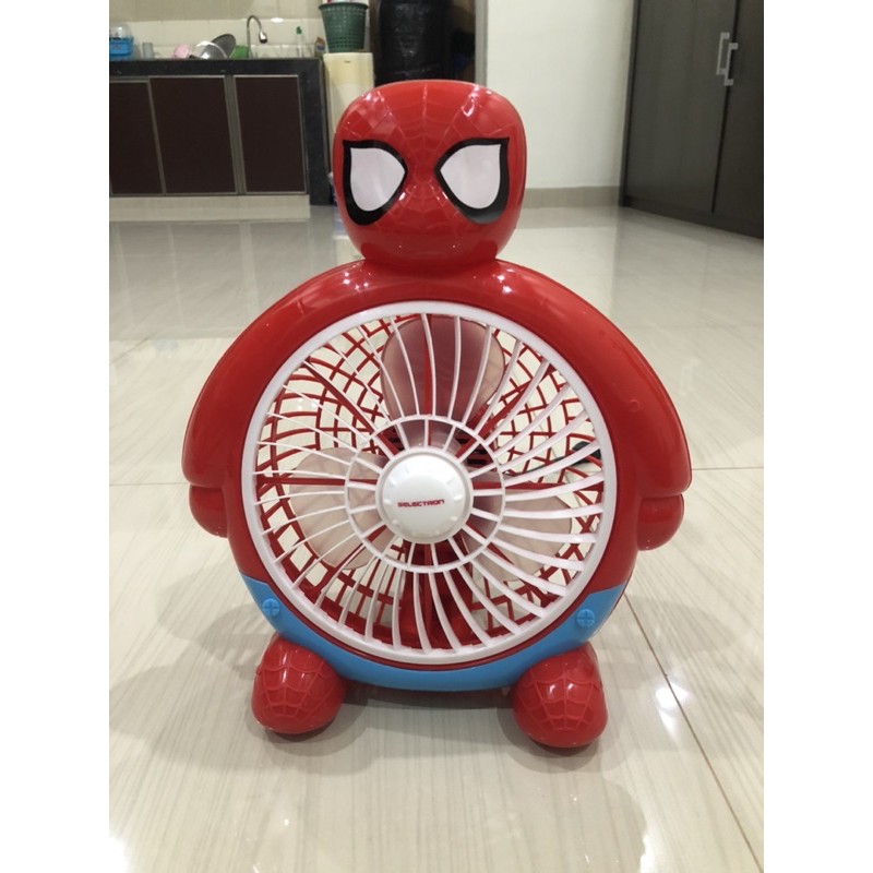 kipas karakter spiderman