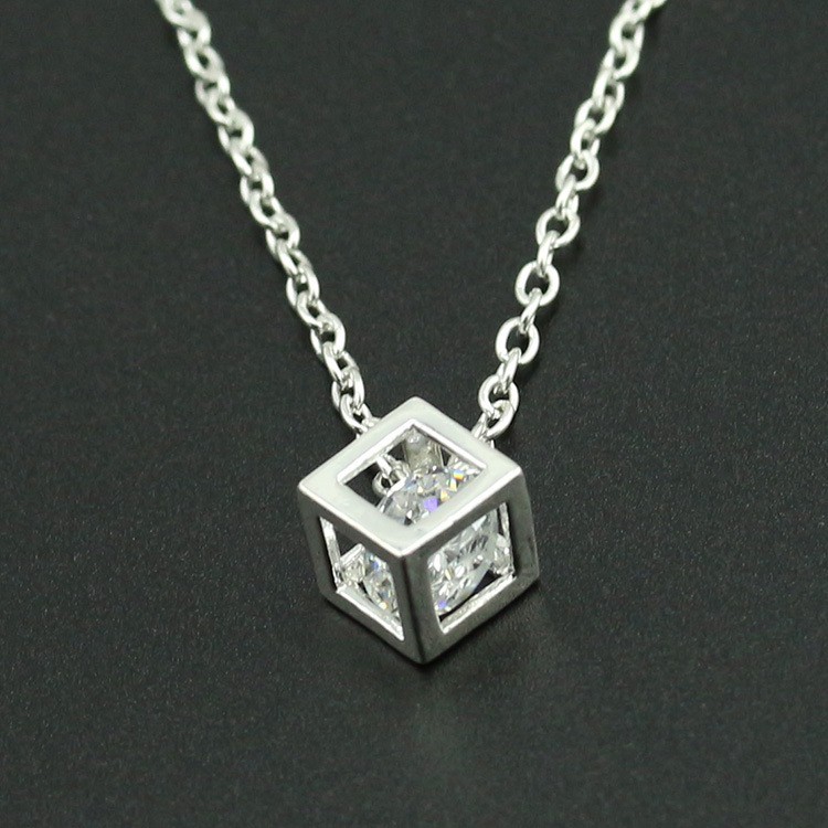 Kalung Wanita Korea Fashion Kotak Rantai Kalung Zirkon Rubik's Cube Kalung