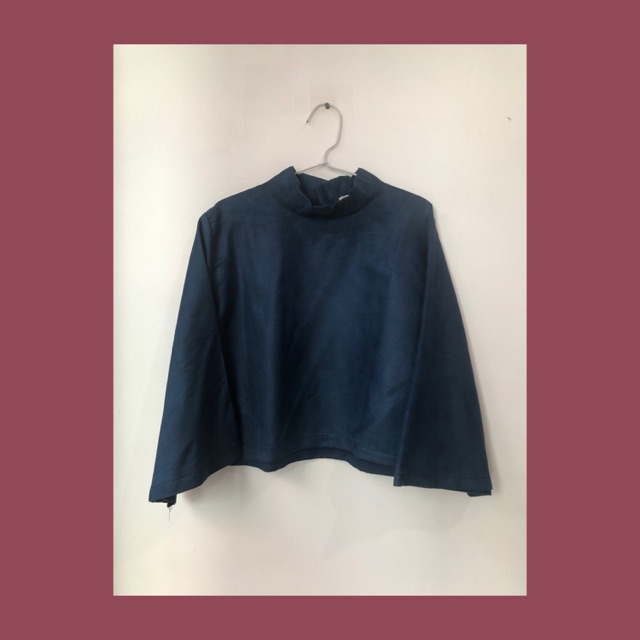 E.look suede top
