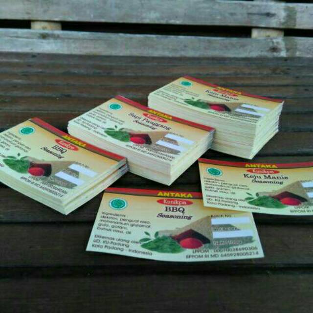 

Sticker label merk produk