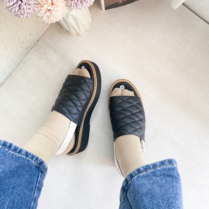 MAGHRA FLATFORM - Sepatu wanita / flatform wanita/ Sendal wanita