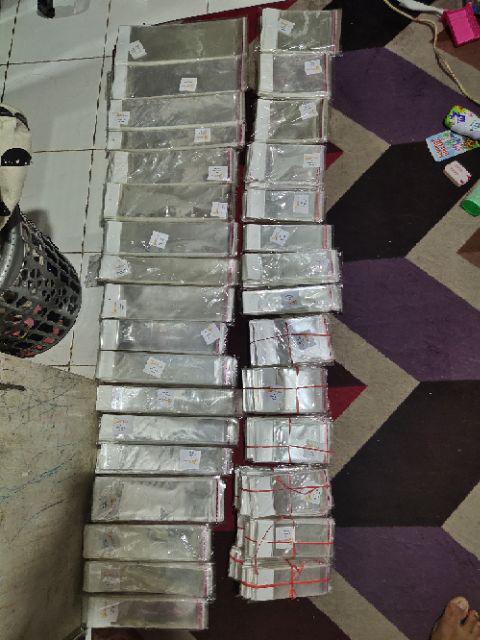 10 X 10 Cm Plastik Display / Sticker Tebal (100 Lbr) (lem) (plong Pl)