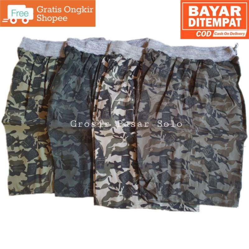 Celana pendek pria motif