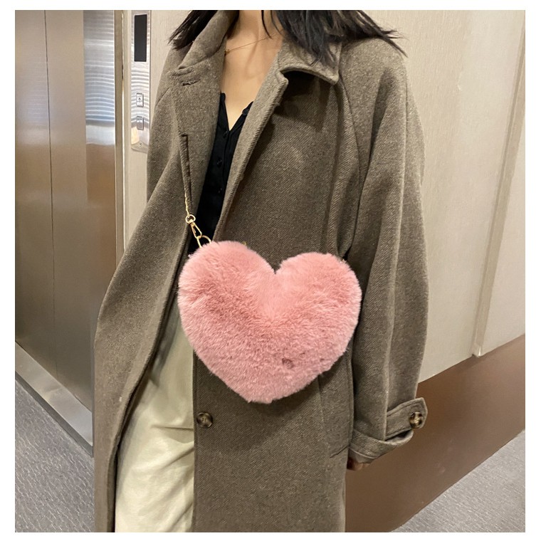 [littlecrab] Tas Selempang Love Bulu Halus Tali Rantai Tas Unik Soft Fur Love Sling Bag Berkualitas Tas Lembut Kecil Korean Style