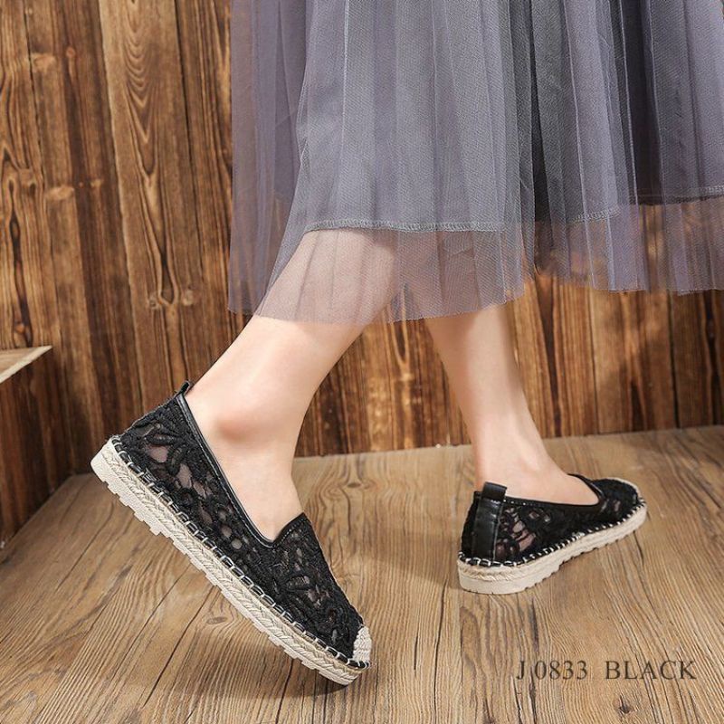 SEPATU WANITA LOAFERS BROKAT ANGELITA 0833