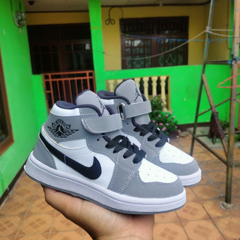 SEPATU ANAK LAKI LAKI NIKE AIR JORDAN GREY GRADE ORI SEPATU JORDAN ANAK