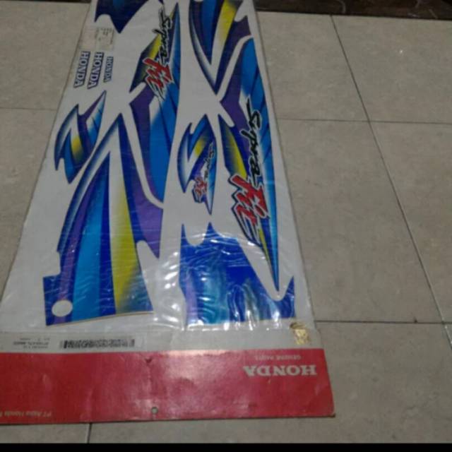 Striping supra fit 2004