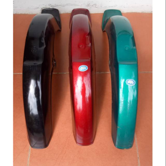 Spakbor depan yamaha v 75 v80 slebor yamaha v75 v80