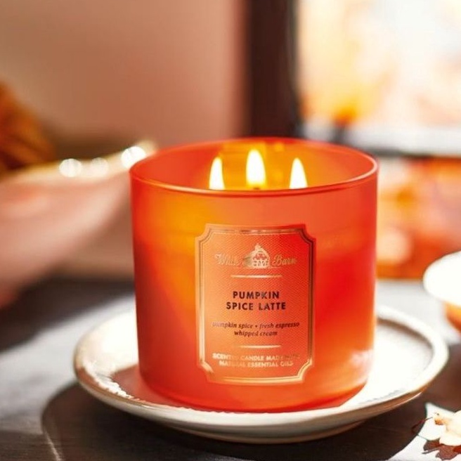 BATH AND BODY WORKS BBW PUMPKIN SPICE LATTE 3 WICK SCENTED CANDLE MADE WITH ESSENTIAL OILS 411 G