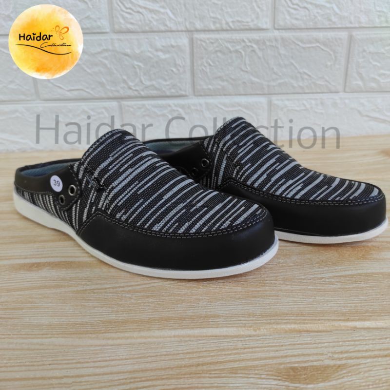 Selop Bustong Pria Kulit Rajut Sintetis Slip On Kasual Cowok Sol Karet Lentur Original Premium