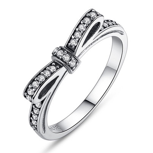 Hu Hu Hu Hu Hu Alat Bantu Pasang Kacamata♡ Cincin Wanita Bentuk Pita Aksen Berlian Imitasi Gaya Vintage Untuk Hadiah